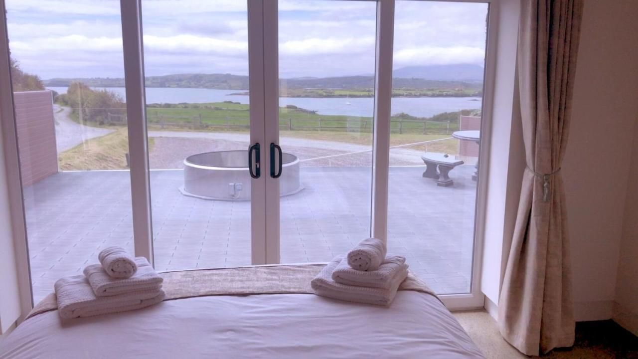 Дома для отпуска Waterstone House in West Cork Скибберин