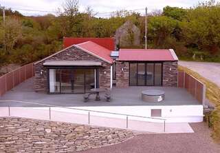 Дома для отпуска Waterstone House in West Cork Скибберин Дом с 2 спальнями-13